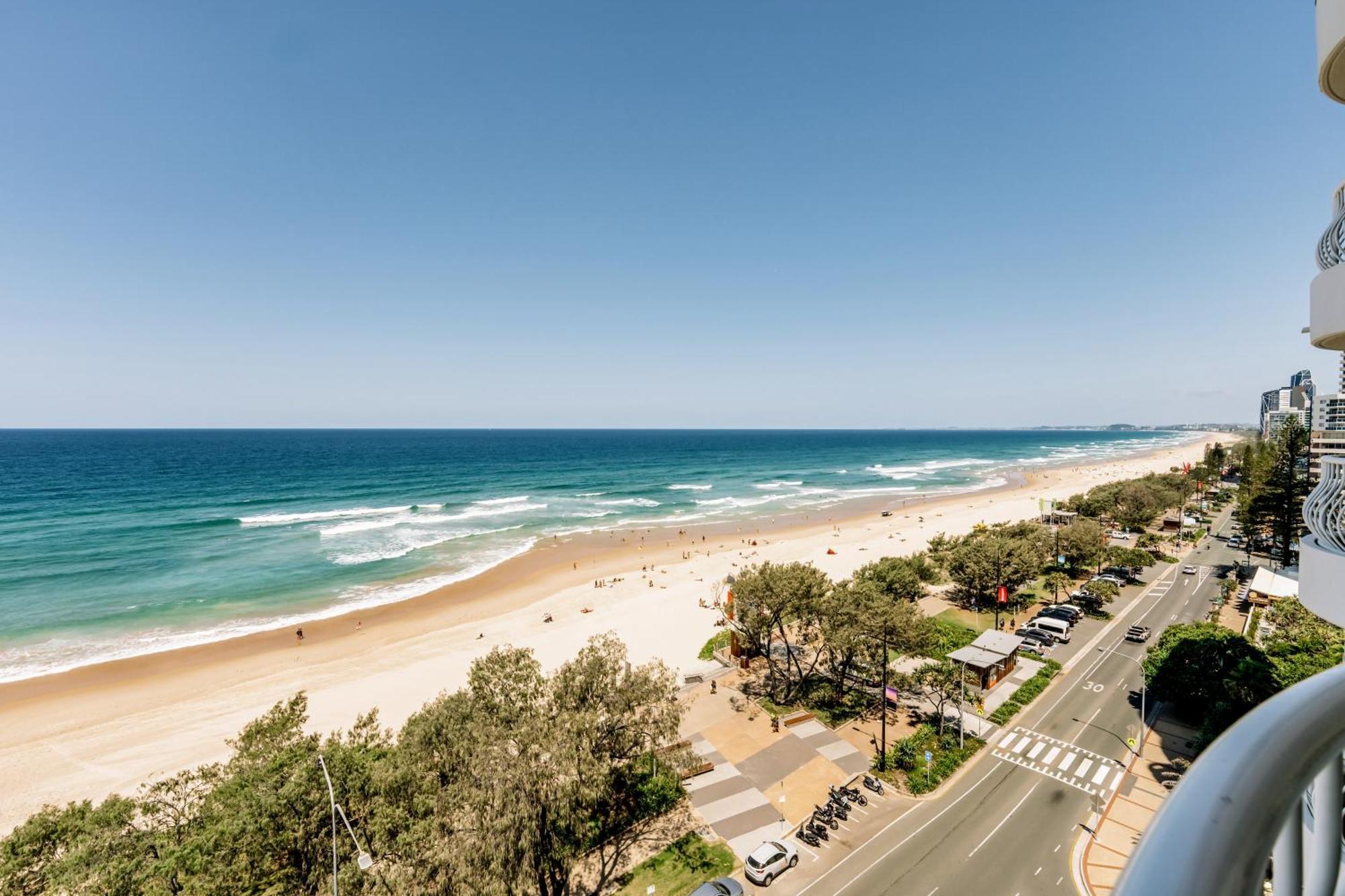 Olympus Beachfront Apartments Gold Coast Exterior photo