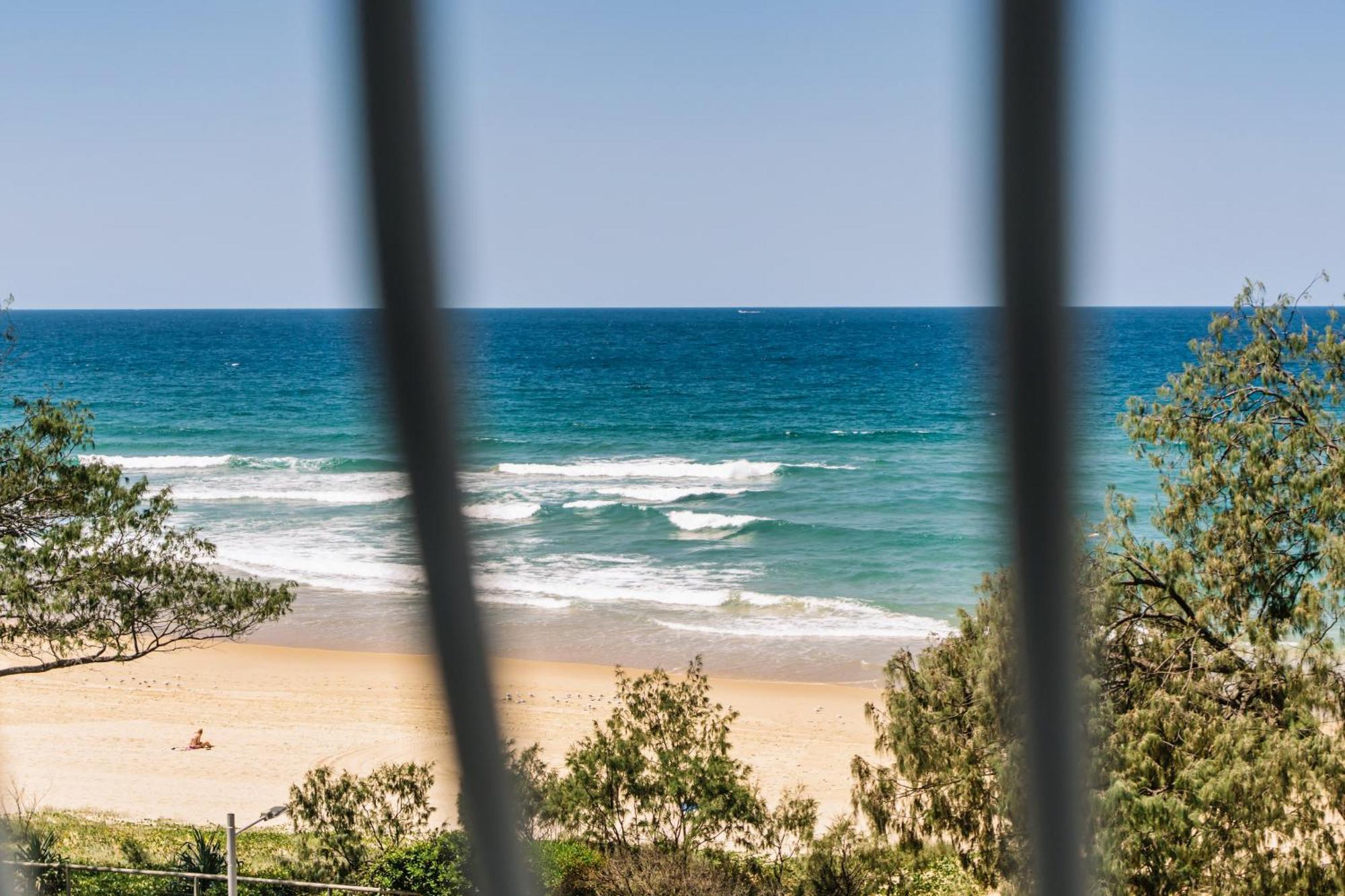 Olympus Beachfront Apartments Gold Coast Exterior photo